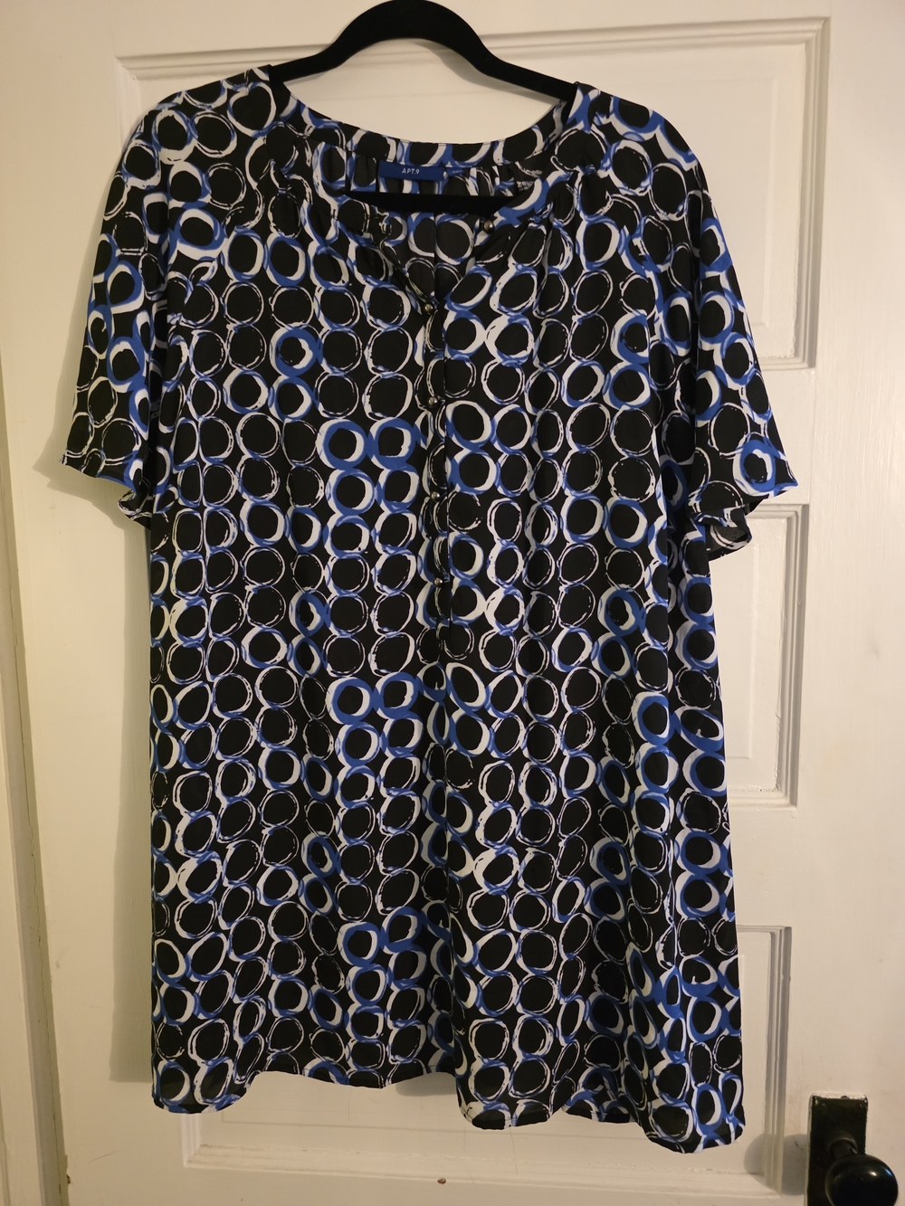 Apt. 9 Black and Blue Circular Print Tunic